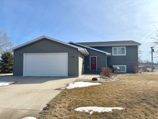 105 West 6th Street, Redfield SD