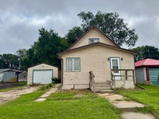 1117 West 3rd Street, Redfield SD